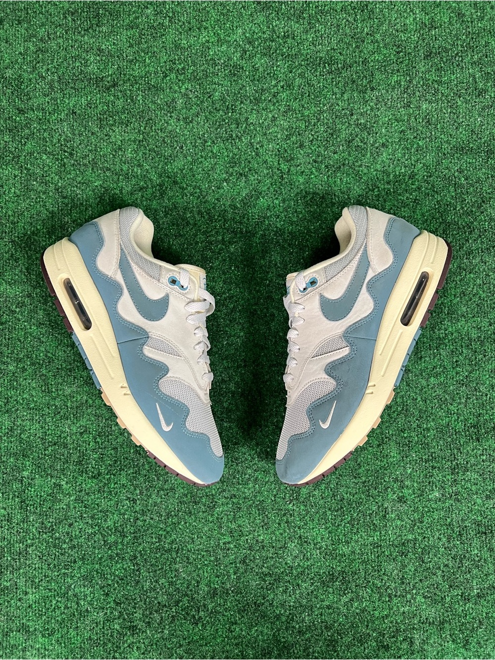 Nike Air Max 1 Men's Size 9.5 Metallic Blue/Patta Waves/Noise Aqua